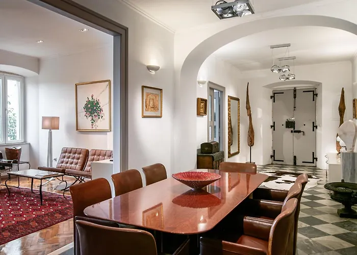 Secret Garden Apartment By Duhomes